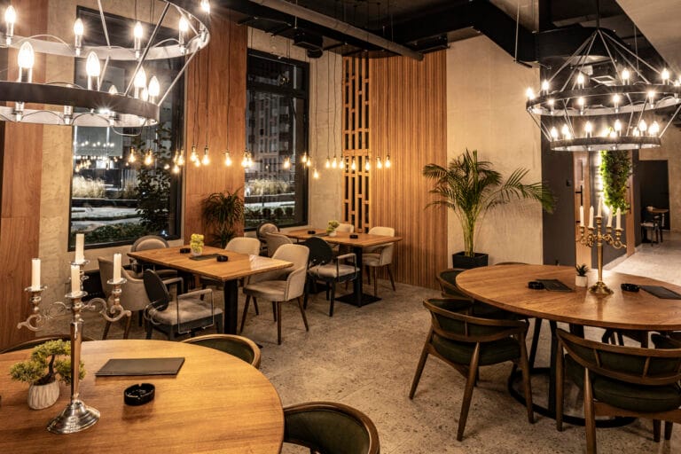 What Every First-Time Buyer Should Know About Restaurants for Sale in Toronto